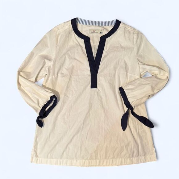 Vineyard Vines Women's White and Navy Blue Trimmed Blouse Sz Medium - Picture 1 of 4